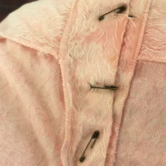 Vtg 50s handcrafted fitted pink textured top with rhinestone buttons size XXS - Picture 4 of 8